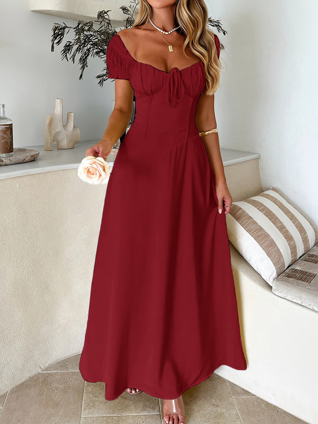 Jurk – Off-Shoulder Ontwerp & Verstelbare Tailleband