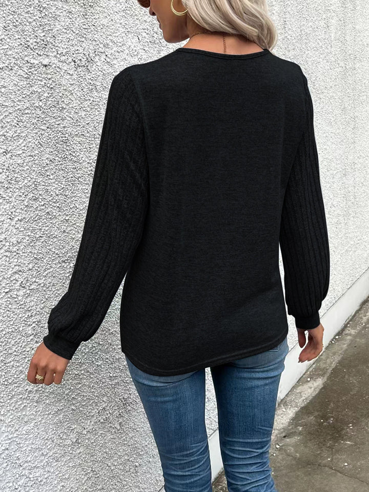Katoen-Polyester T-shirt – V-hals & Knoopsluiting