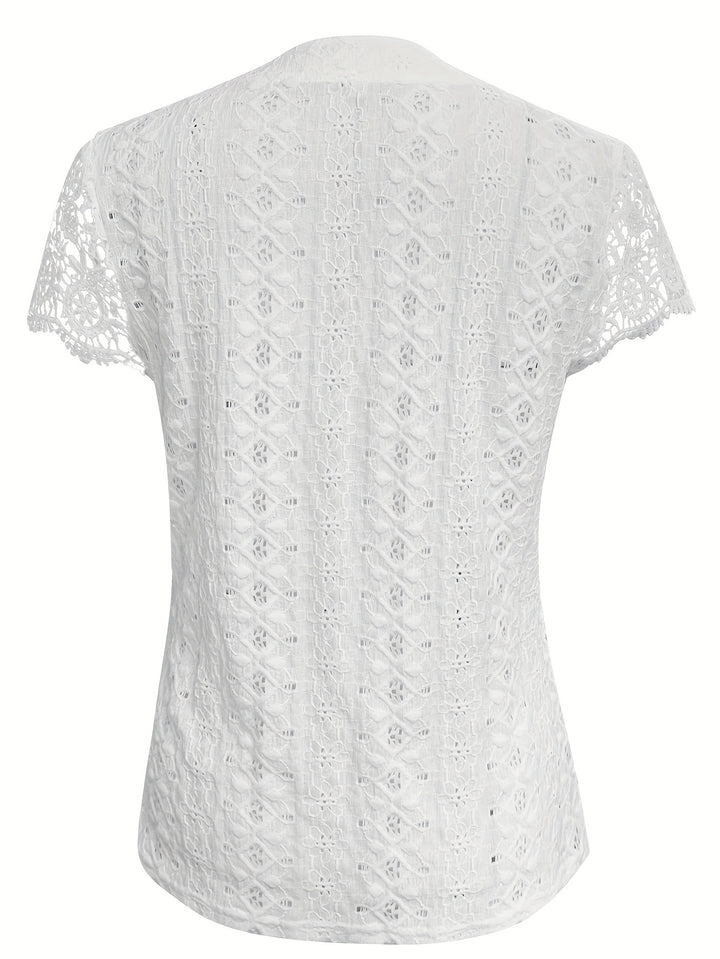Katoenmix T-Shirt – V-Hals & Knoopdecoratie