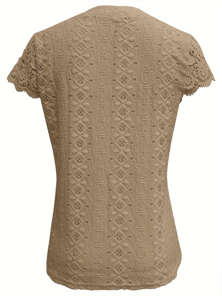 Katoenmix T-Shirt – V-Hals & Knoopdecoratie