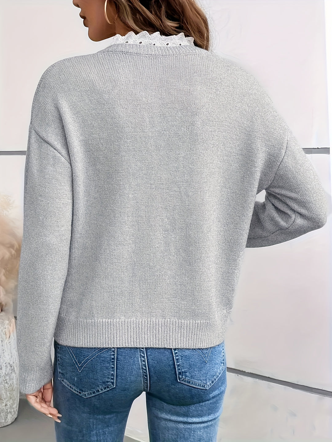Katoenmix Trui – Kanten Inzet En Losse Vorm Voor Beweging