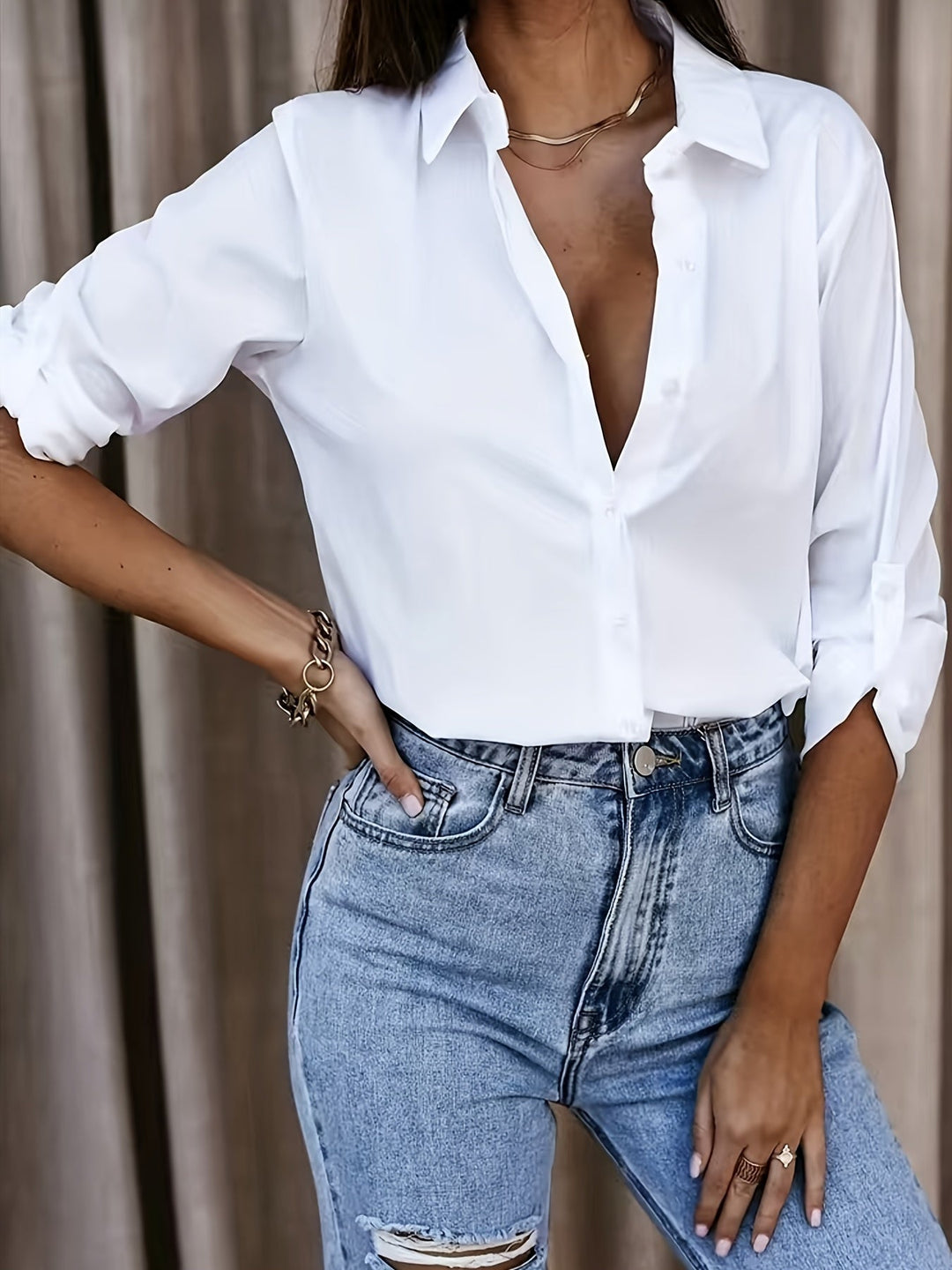 Knop Voor Shirt - Opgerolde Mouwen & Klassieke Kraag