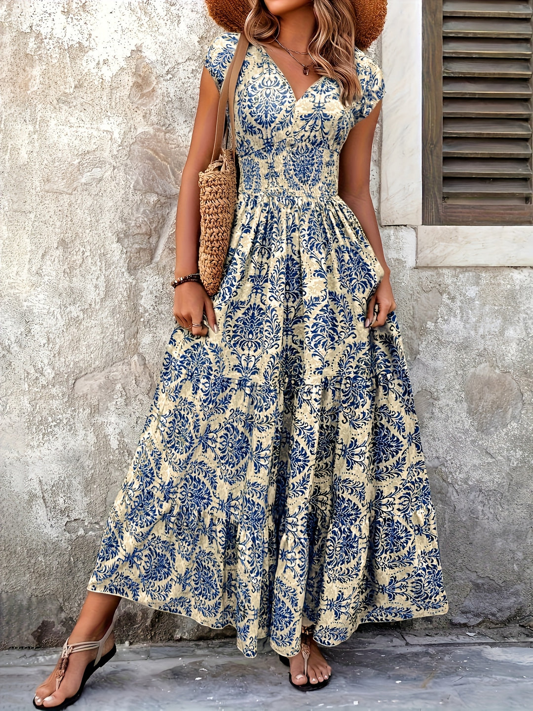 Maxi-Jurk – V-Hals & Plissé Details