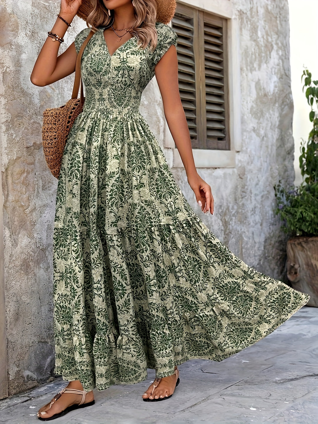 Maxi-Jurk – V-Hals & Plissé Details