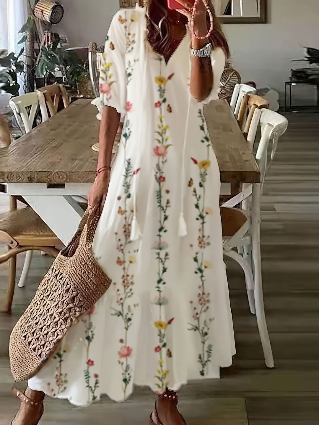 Maxi Jurk – V Hals & Ruches Met Bloemenprint