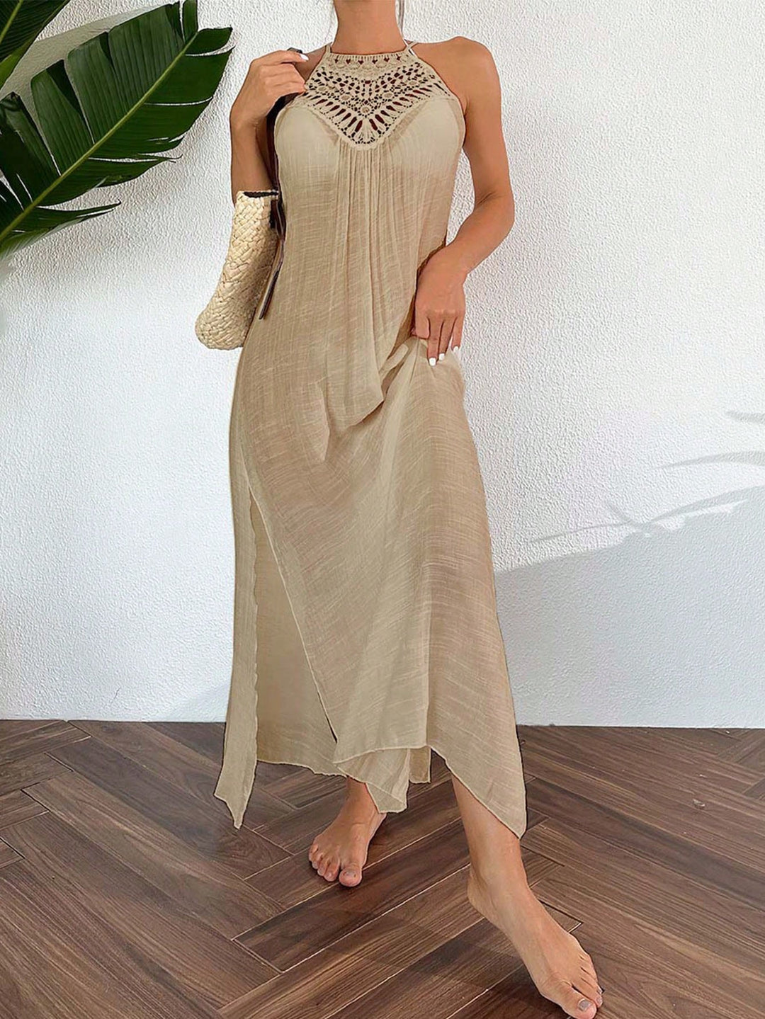 Maxi Jurk – Zijsplitten & Halterneck Ontwerp