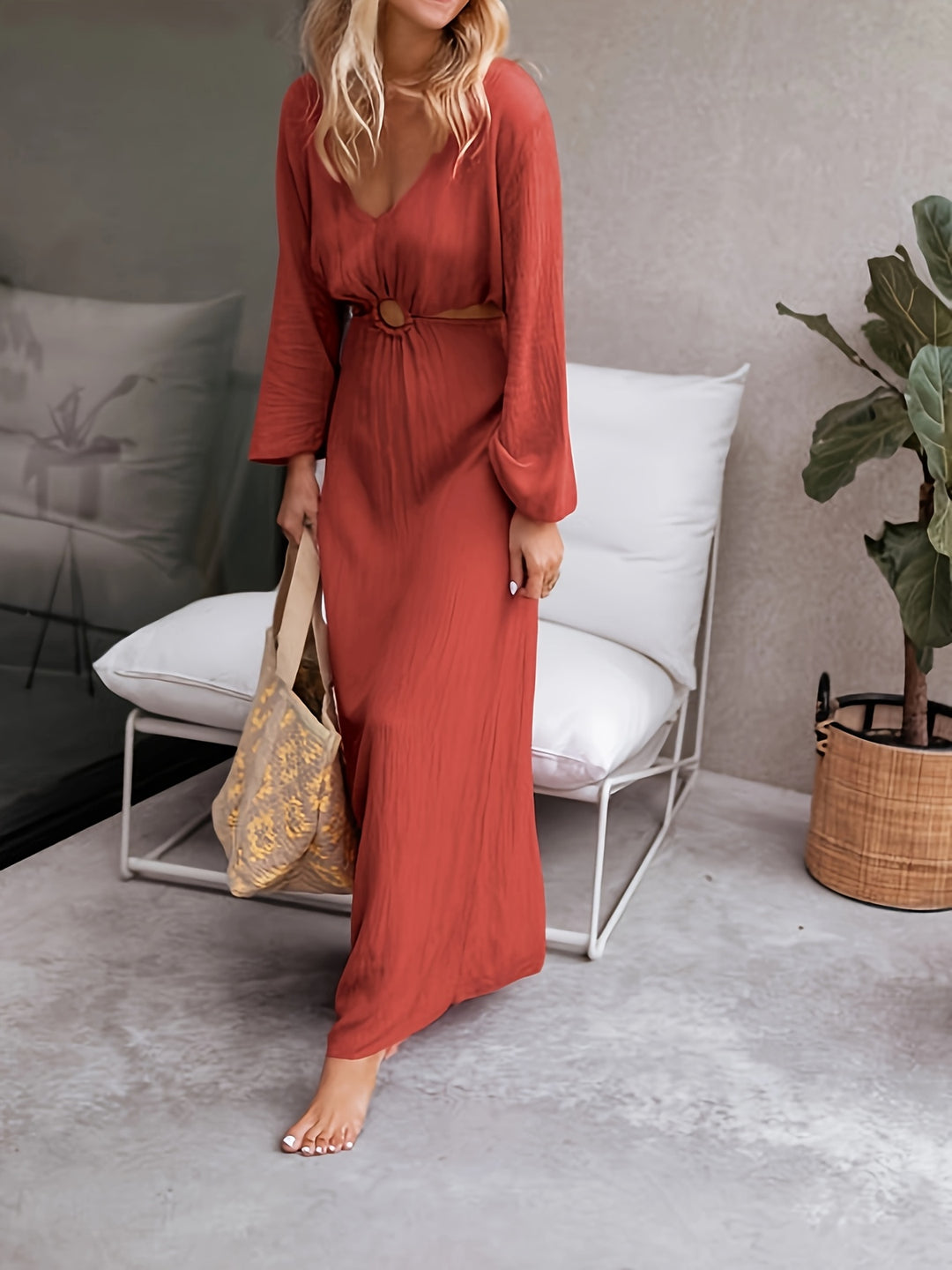 Midi Jurk – V-Hals & Taille Uitkering Met Ring Detail