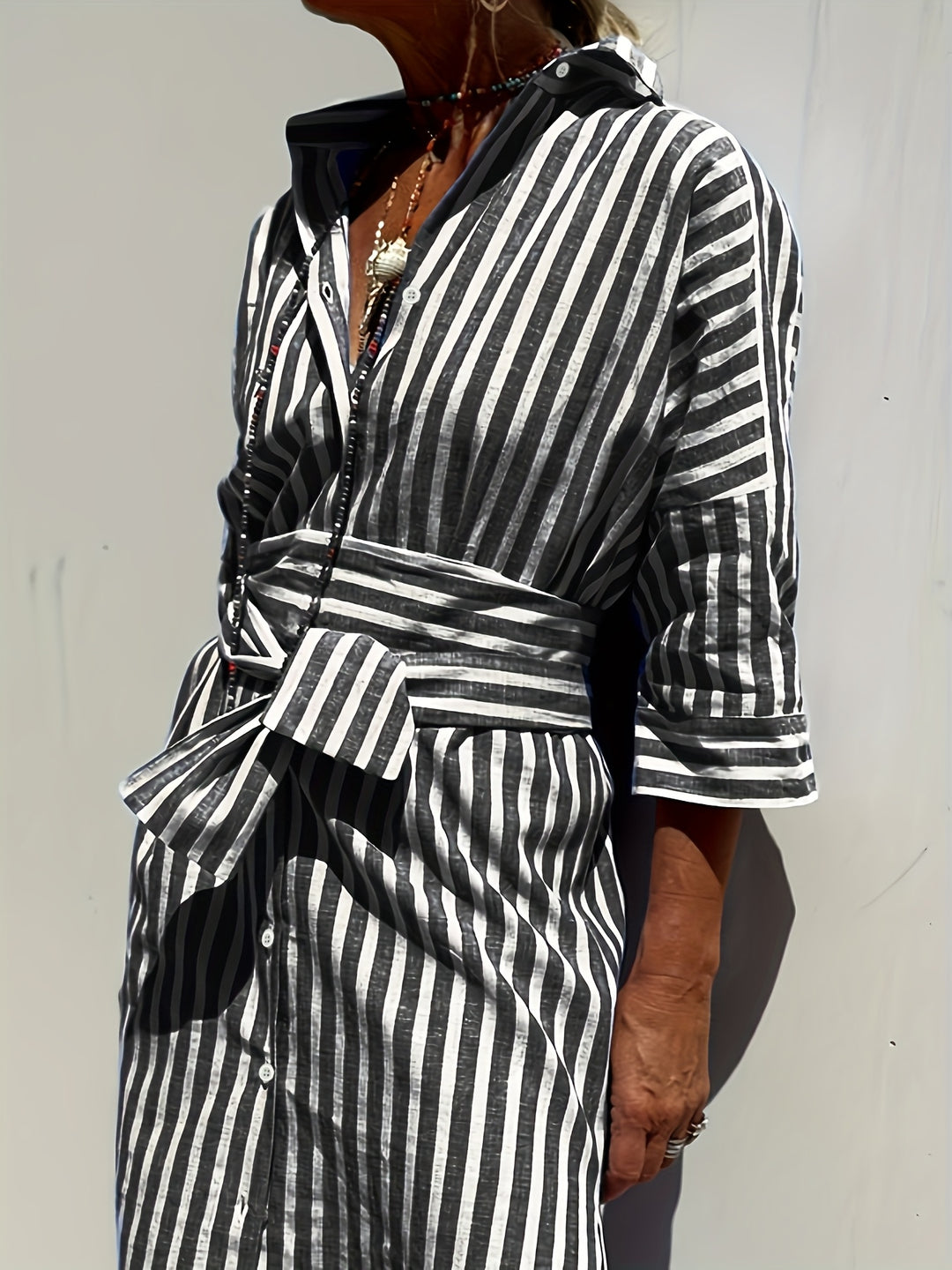 Overhemdjurk – Gestreepte Print & Knoopsluiting met Riem
