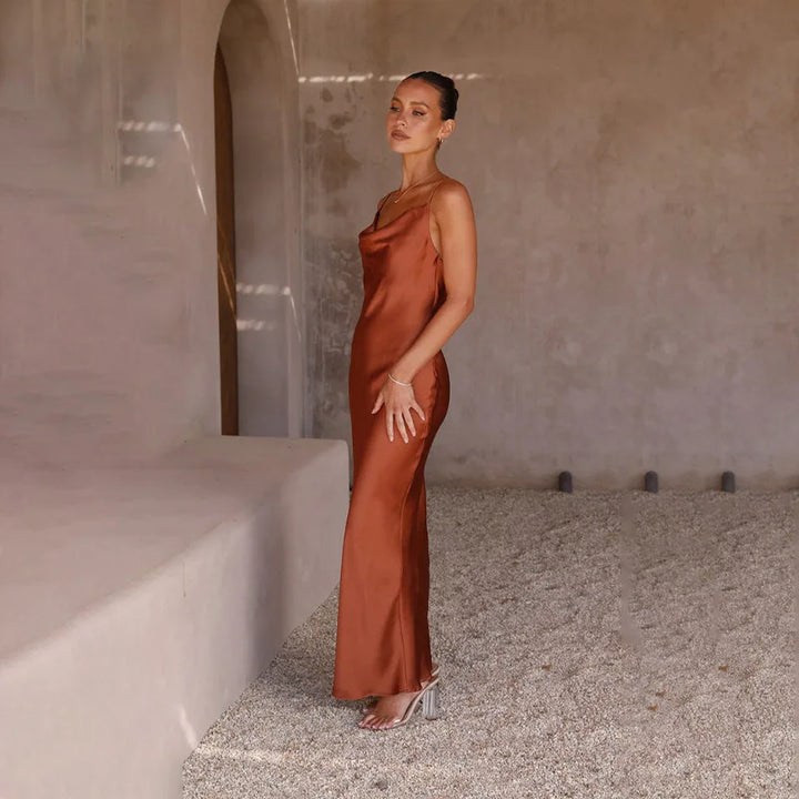 Polyestermix Maxi Jurk – Slipvorm & Extra Lange Val