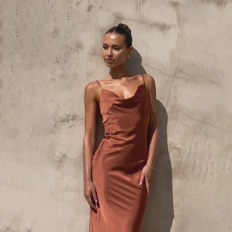 Polyestermix Maxi Jurk – Slipvorm & Extra Lange Val