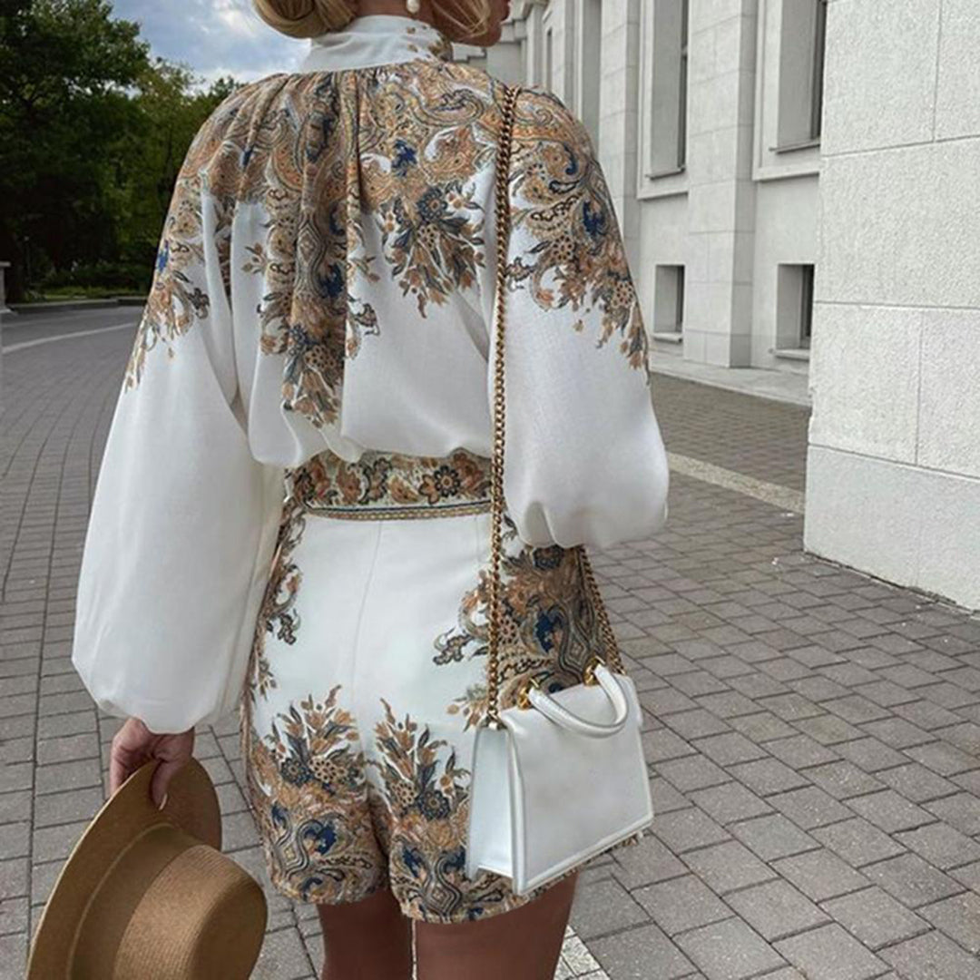 Romper - Hoge Kraag Ontwerp & Geknoopte Look