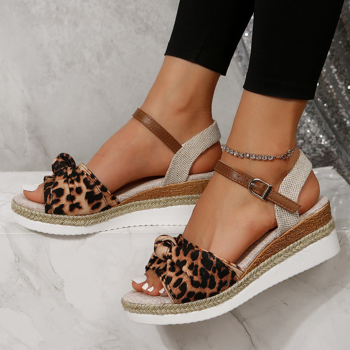 Sandalen – Dikke Zolen & Gespsluiting voor Comfortabel Loopgemak