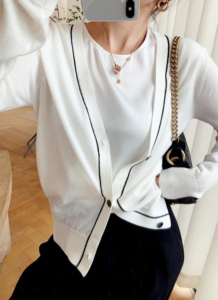 Satin Camisole Top – Ronde Hals & Mouwloze Stijl