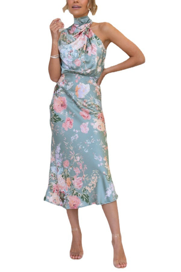 Satin Jurk – Haltervorm & Bloemenprint