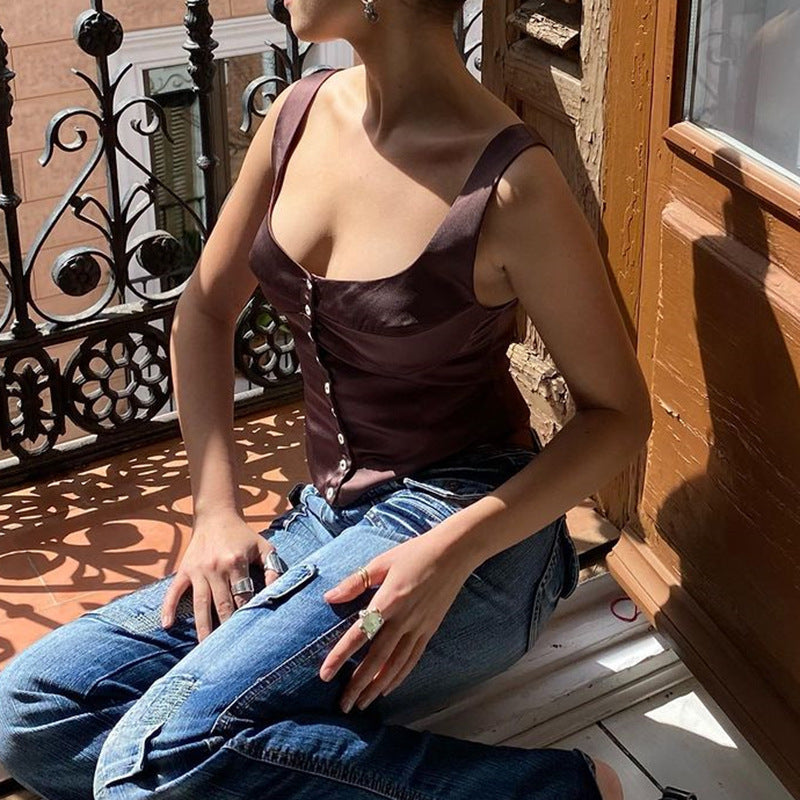 Satin Vest – Vierkante Hals & Knoopsluiting Achterkant