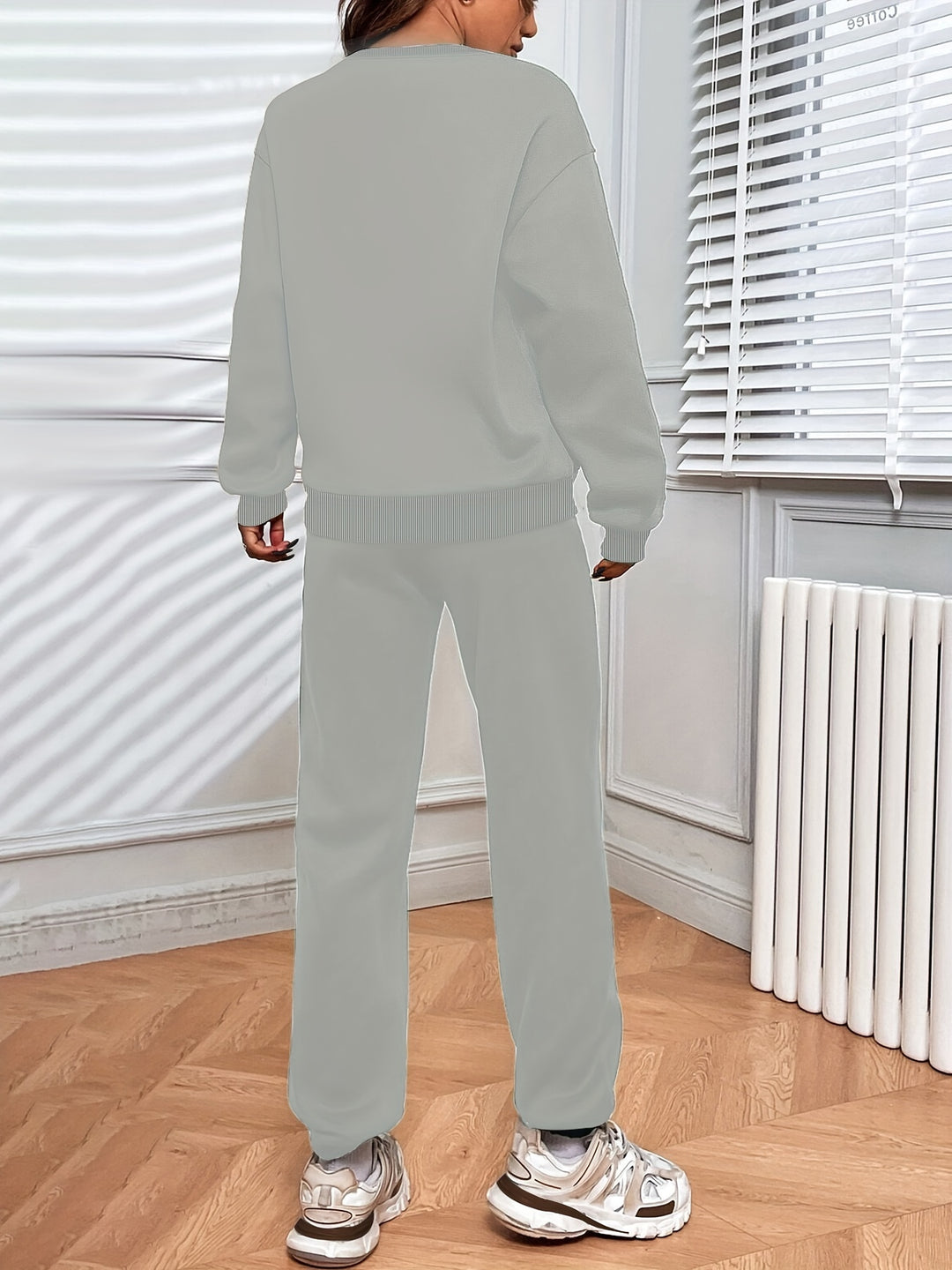 Set – Pullover met Los Model & Broek met Elastische Taille