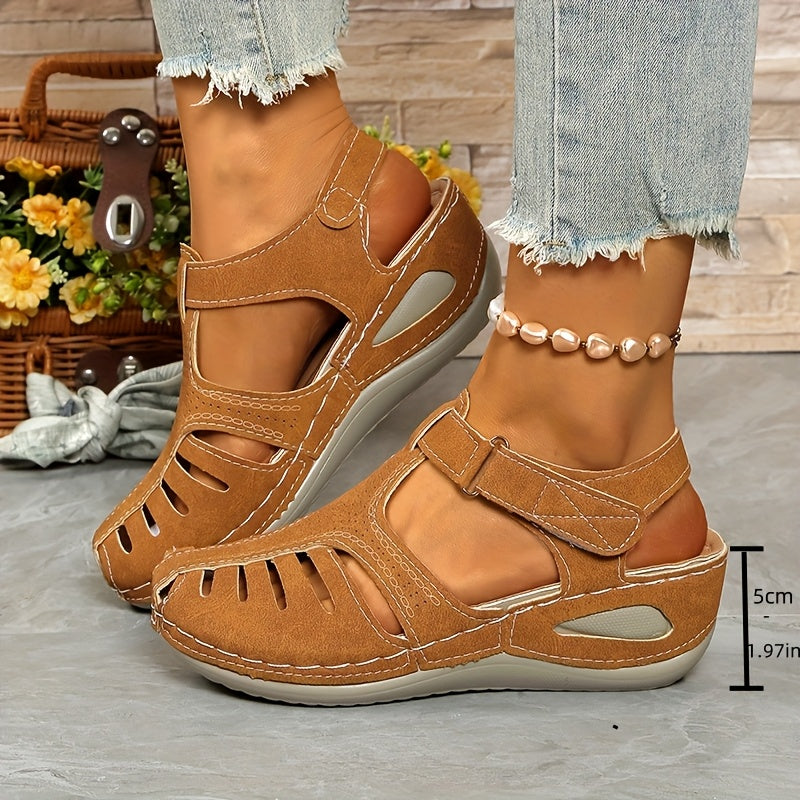 Sleehak Sandalen - Teenveter & Middelhoge Hak voor Comfort