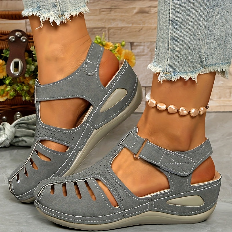 Sleehak Sandalen - Teenveter & Middelhoge Hak voor Comfort