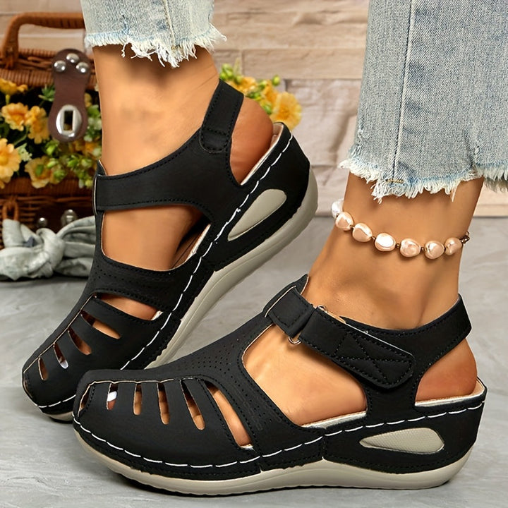 Sleehak Sandalen - Teenveter & Middelhoge Hak voor Comfort