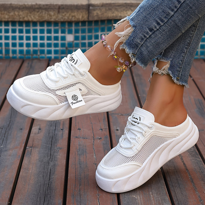 Sneakers – Slip-On Ontwerp & Flexibele Zool