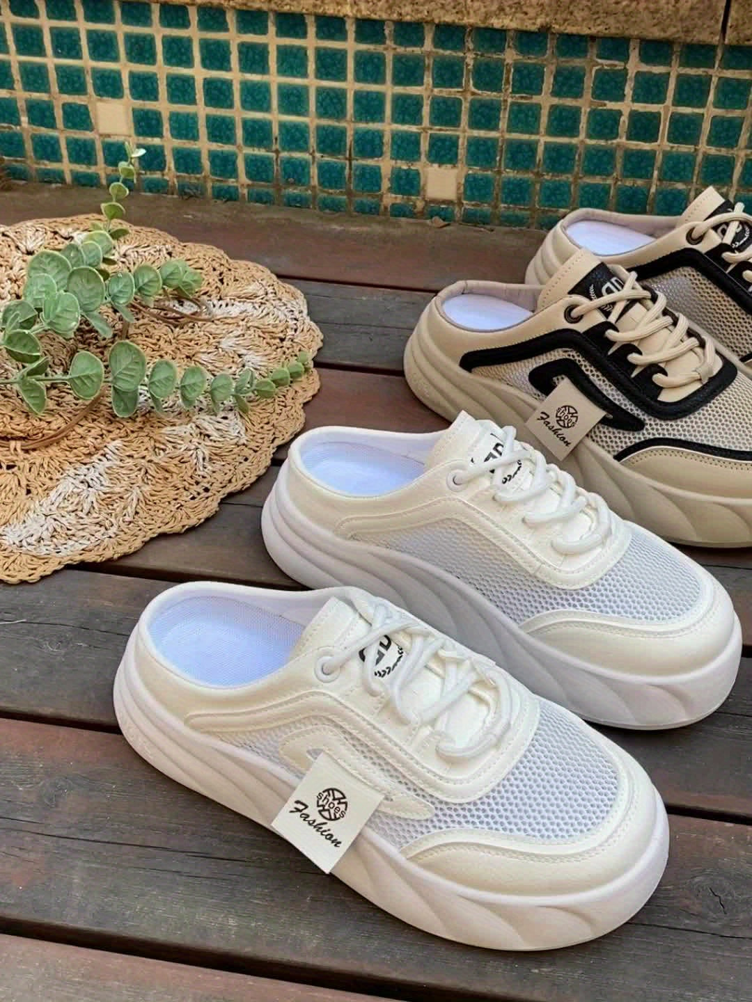 Sneakers – Slip-On Ontwerp & Flexibele Zool