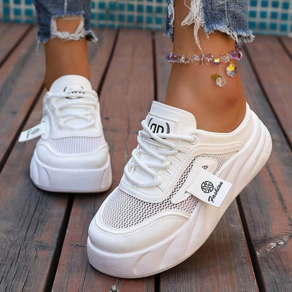 Sneakers – Slip-On Ontwerp & Flexibele Zool