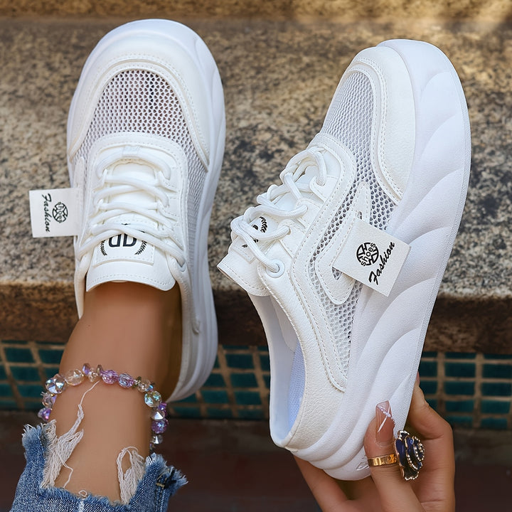 Sneakers – Slip-On Ontwerp & Flexibele Zool