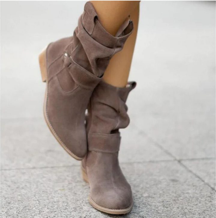 Suède Enkellaarsjes – Slouchy Vorm En Comfortabele Pasvorm