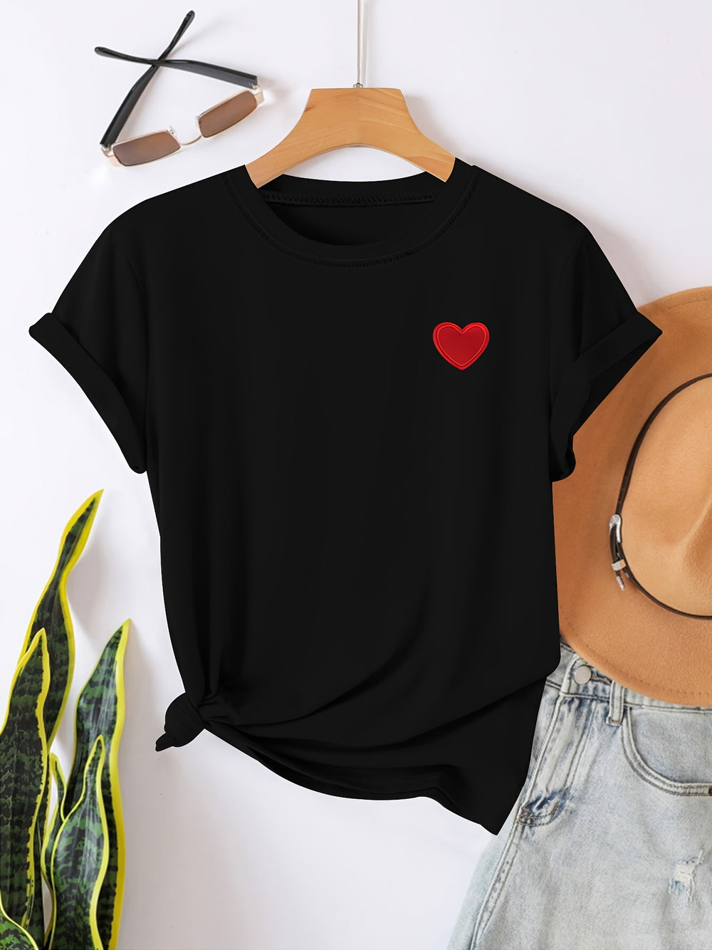 T-shirt – Hartvormige Print & Ronde Hals voor Comfort