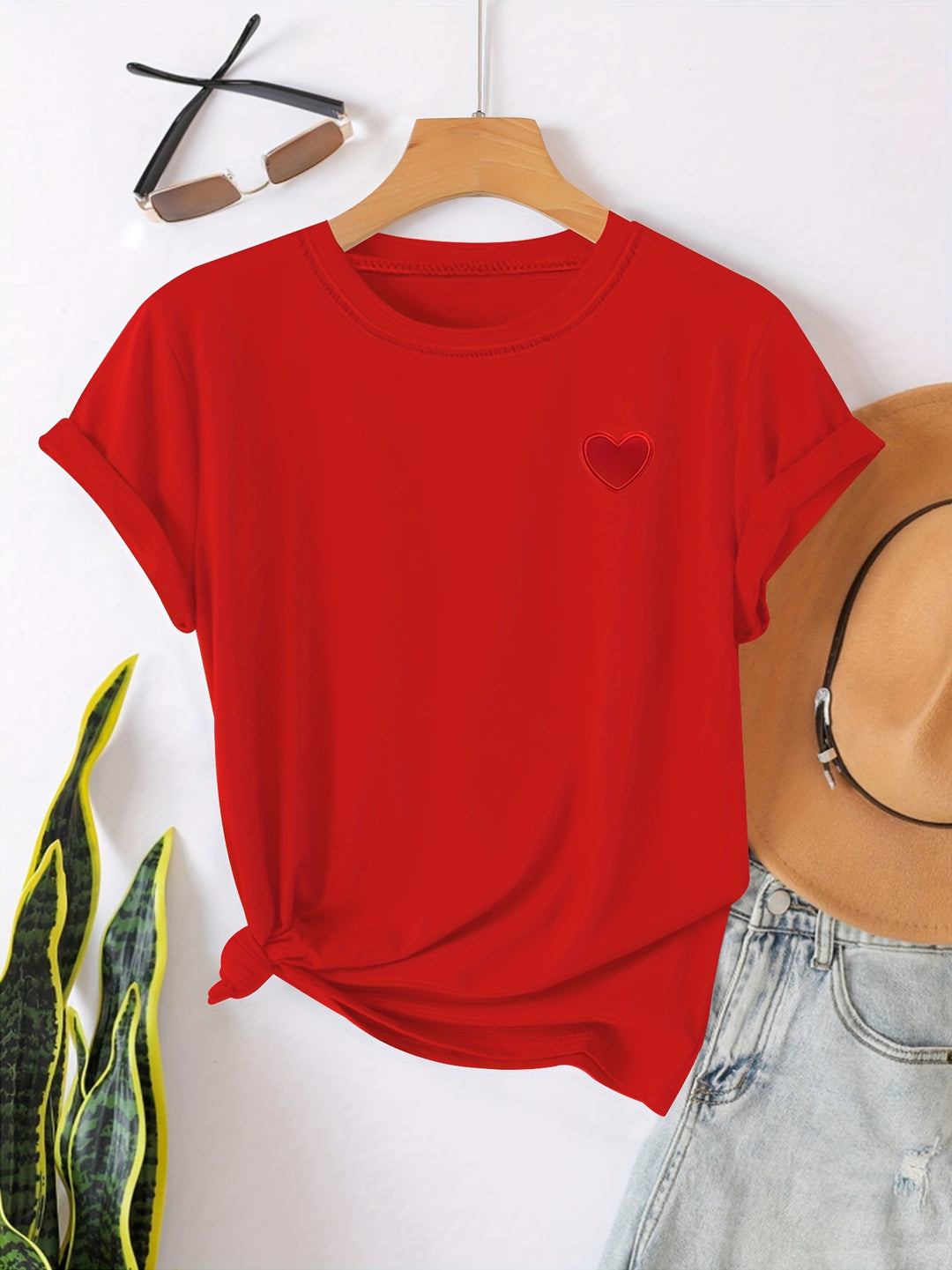 T-shirt – Hartvormige Print & Ronde Hals voor Comfort
