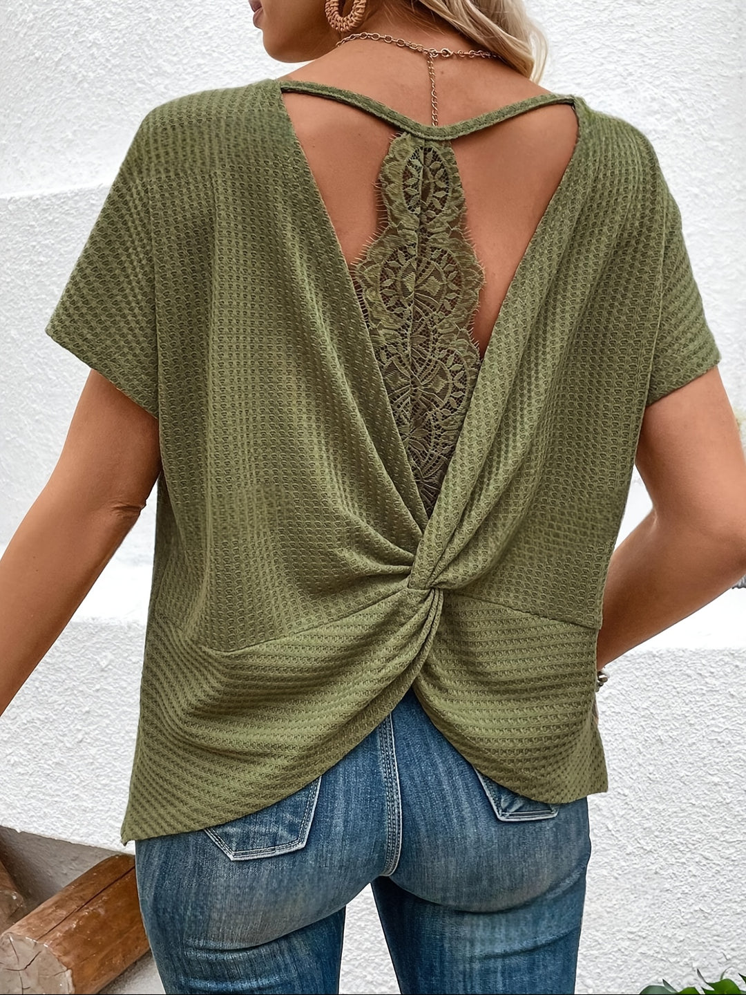 T-shirt – Korte Mouwen & Kantdetail Op De Rug