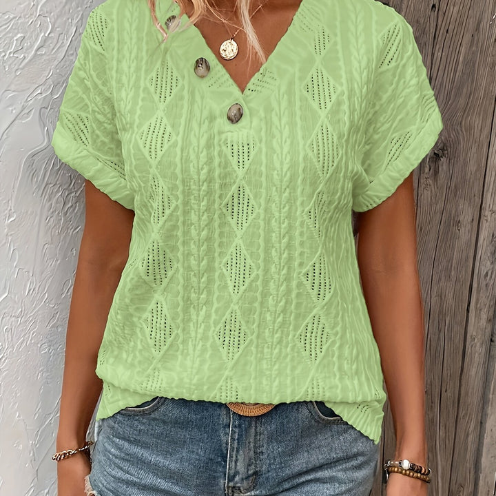 T-shirt – V-hals Met Knoopdecor & Casual Getextureerd Design
