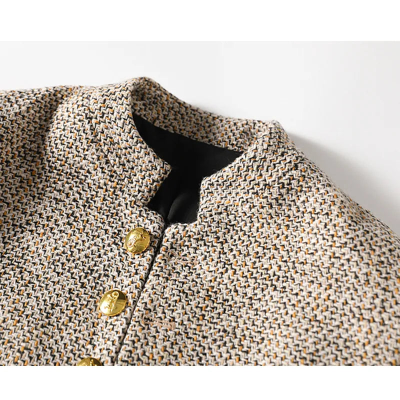 Tamila - Khaki vest met lange mouwen en knoopsluiting
