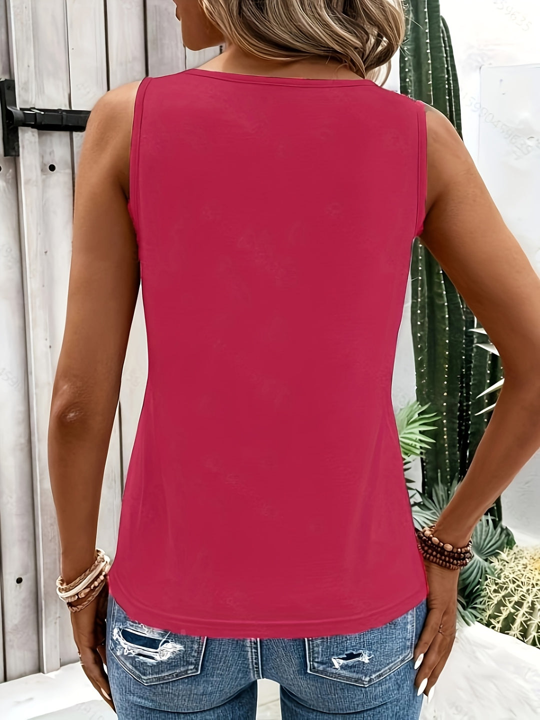 Tanktop – Ronde Hals & Ringdetail voor Comfortabele Pasvorm