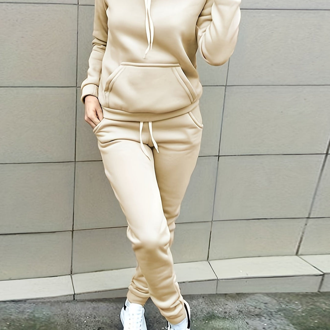 Trainingspak – Capuchon Pullover & Aansluitende Broek