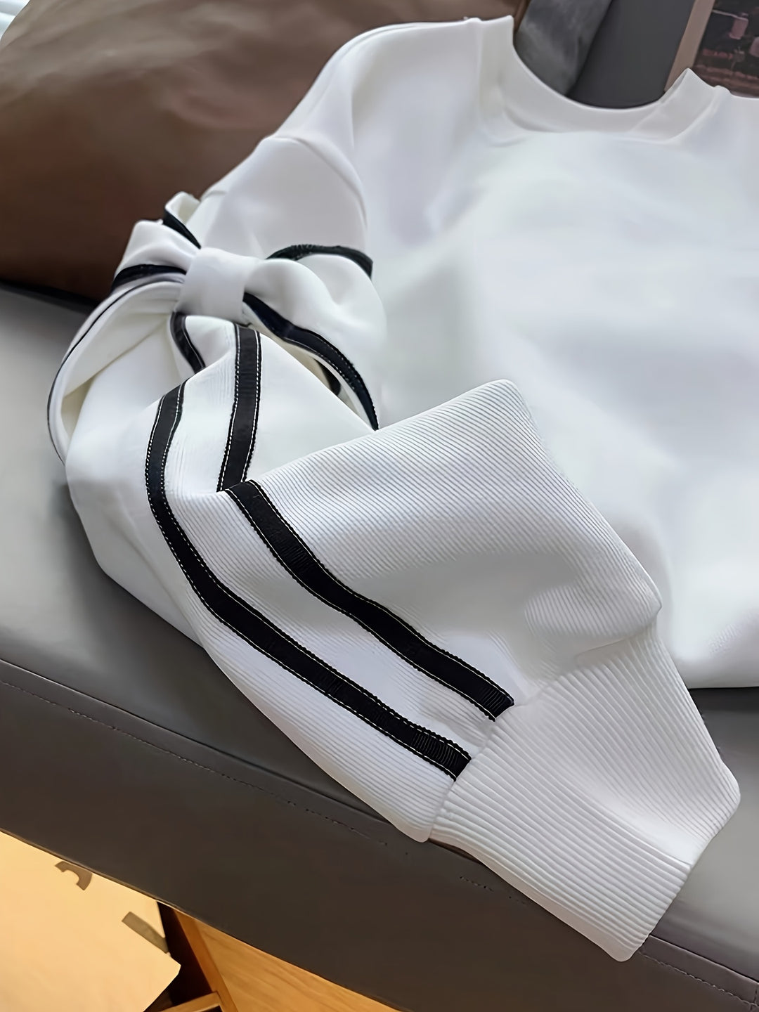 Trui – Gebreide Vorm & Licht Elastische Warmte