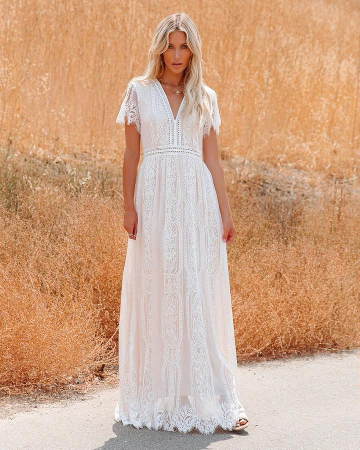 Tulle Jurk – Diepe V-Hals & Ruime Snit