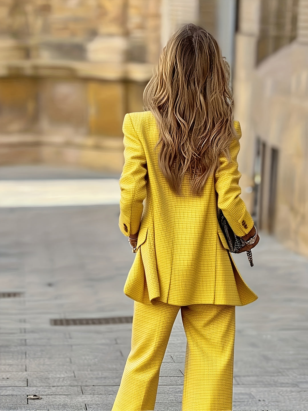Tweedelige Set - Dubbelgeknoopte Blazer & Vrije Beweging