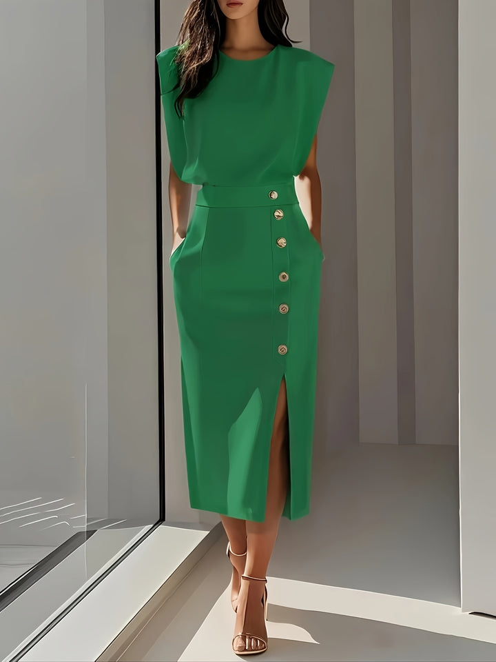 Tweedelige Set – Mouwloze Top & Midi-Rok met Knoopdetails